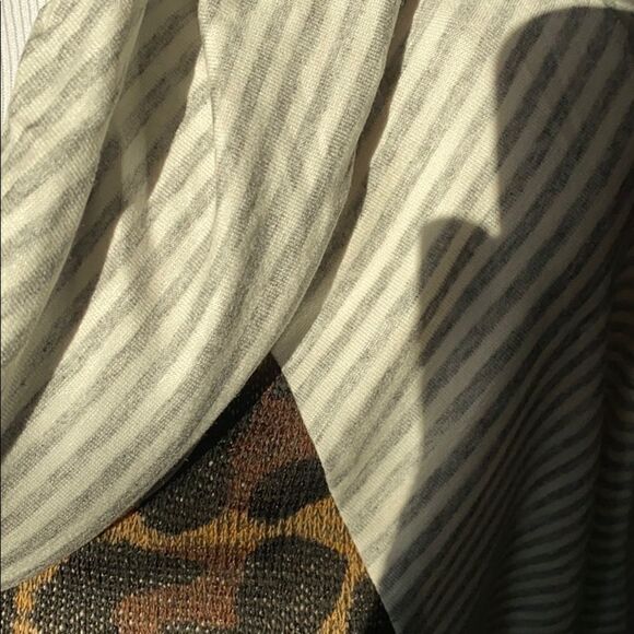 Lime & Chili Striped and Cheetah Print Tunic Top L - Picture 8 of 8